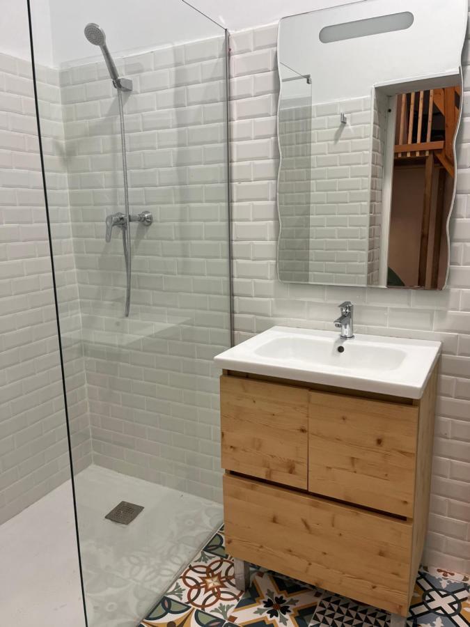 Alzira Bonita Habitacion Verde Con Bano Privado Hotel Luaran gambar
